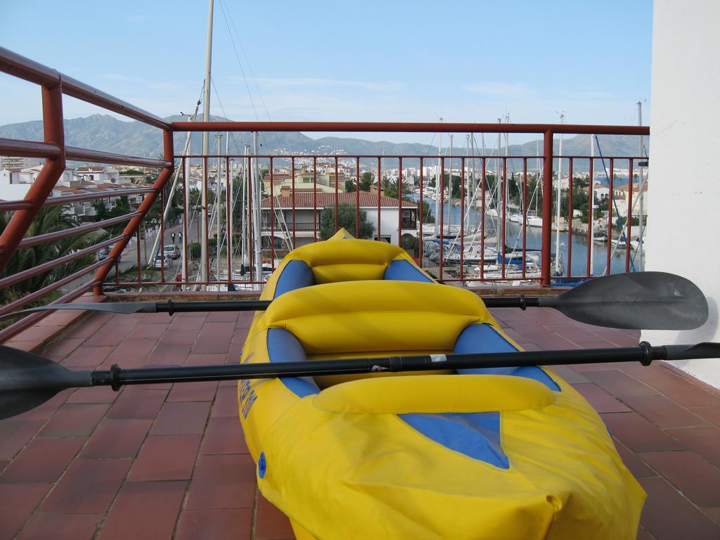 Apartamento Bahia III Емпуриабрава Екстериор снимка